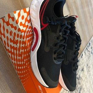 Brand New Nike Renew size 11.5